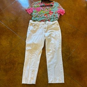 Ann Taylor white cropped jeans with frayed hem